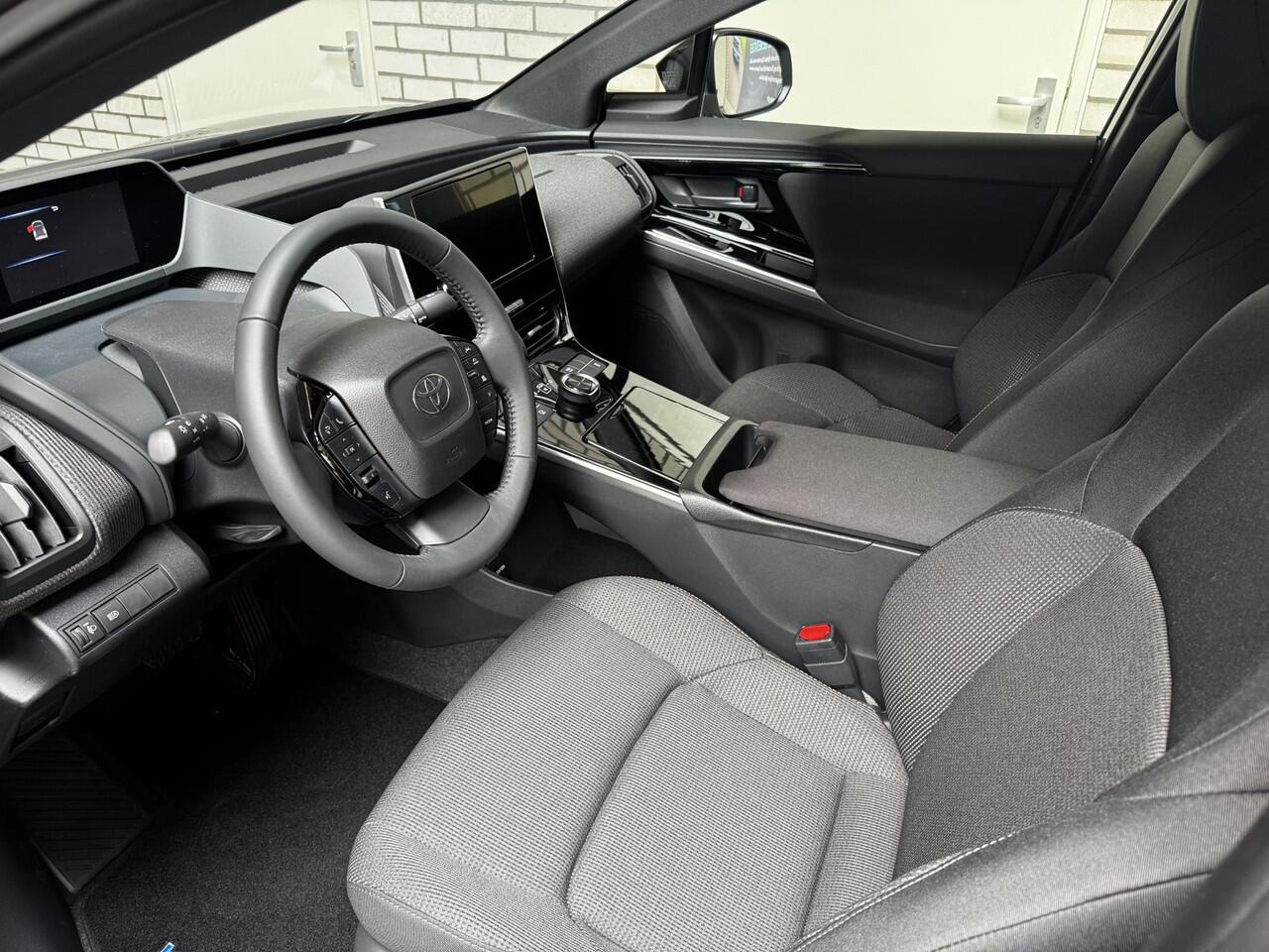Toyota bZ4X Active 71 kWh (Voorraad voordeel)