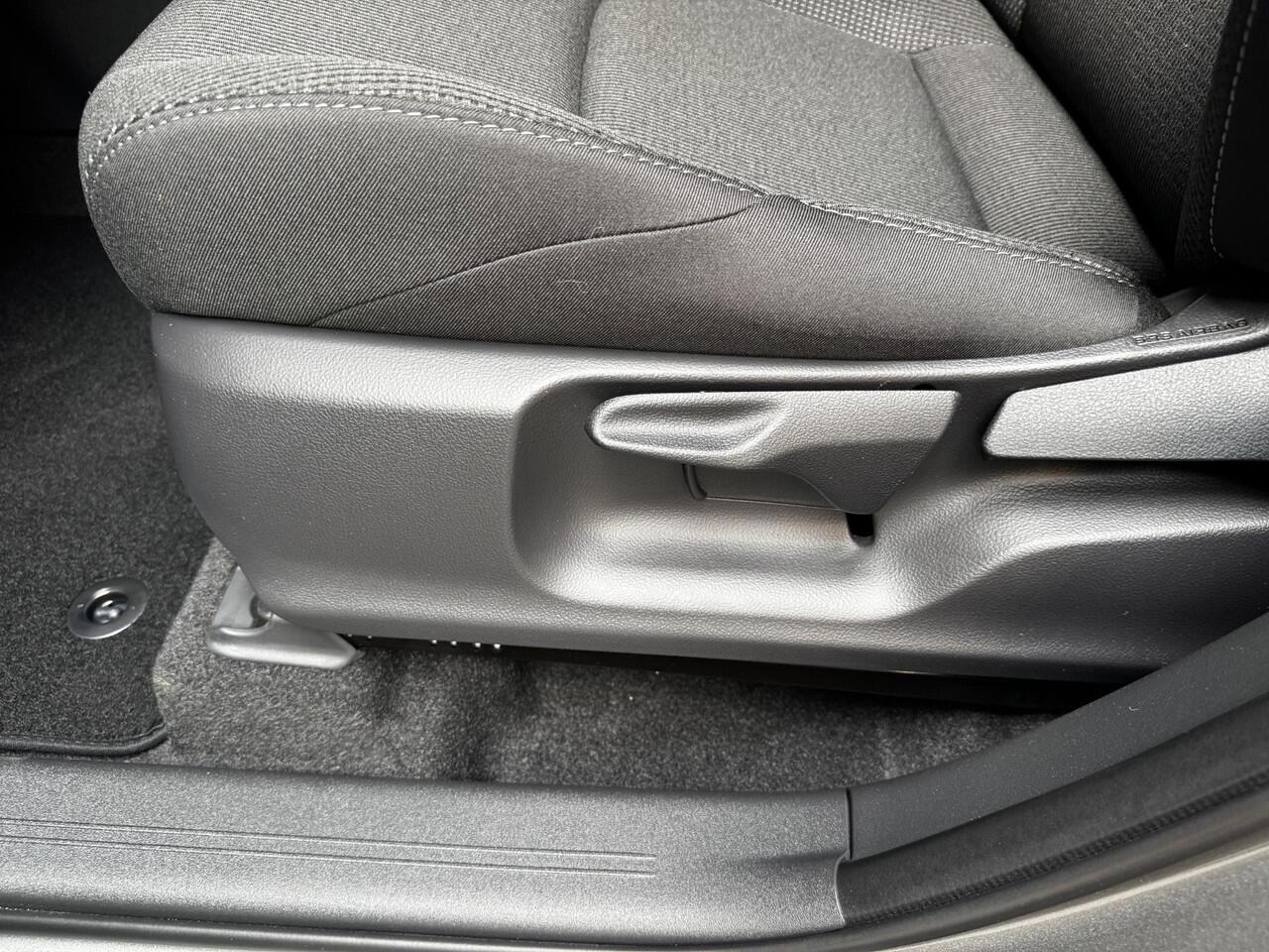 Toyota bZ4X Active 71 kWh (Voorraad voordeel)