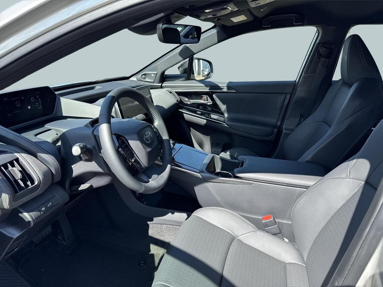 Toyota bZ4X Premium 4WD 71 kWh | DEMOVOORDEEL | Rijklaar |