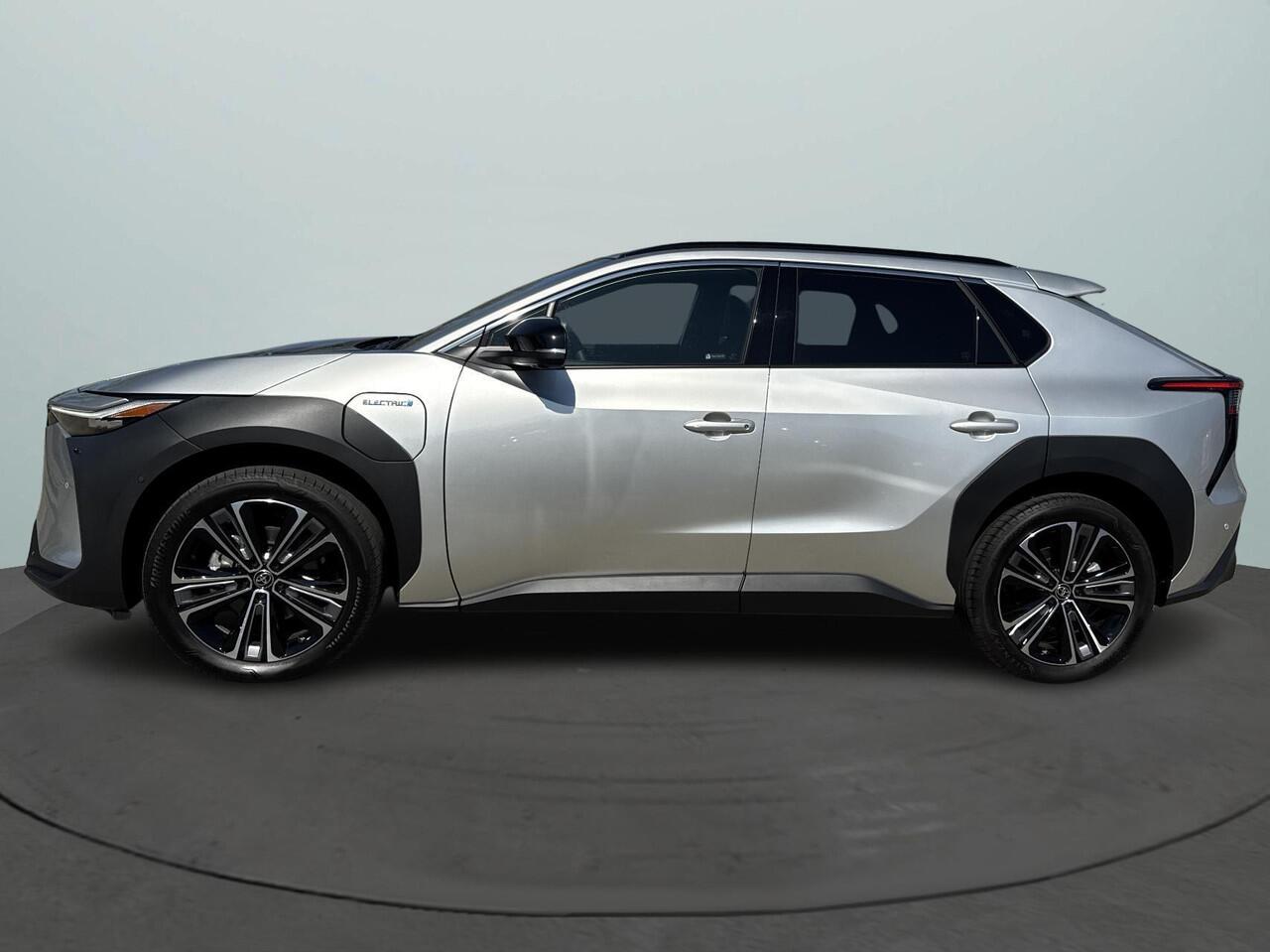 Toyota bZ4X Premium 4WD 71 kWh | DEMOVOORDEEL | Rijklaar |