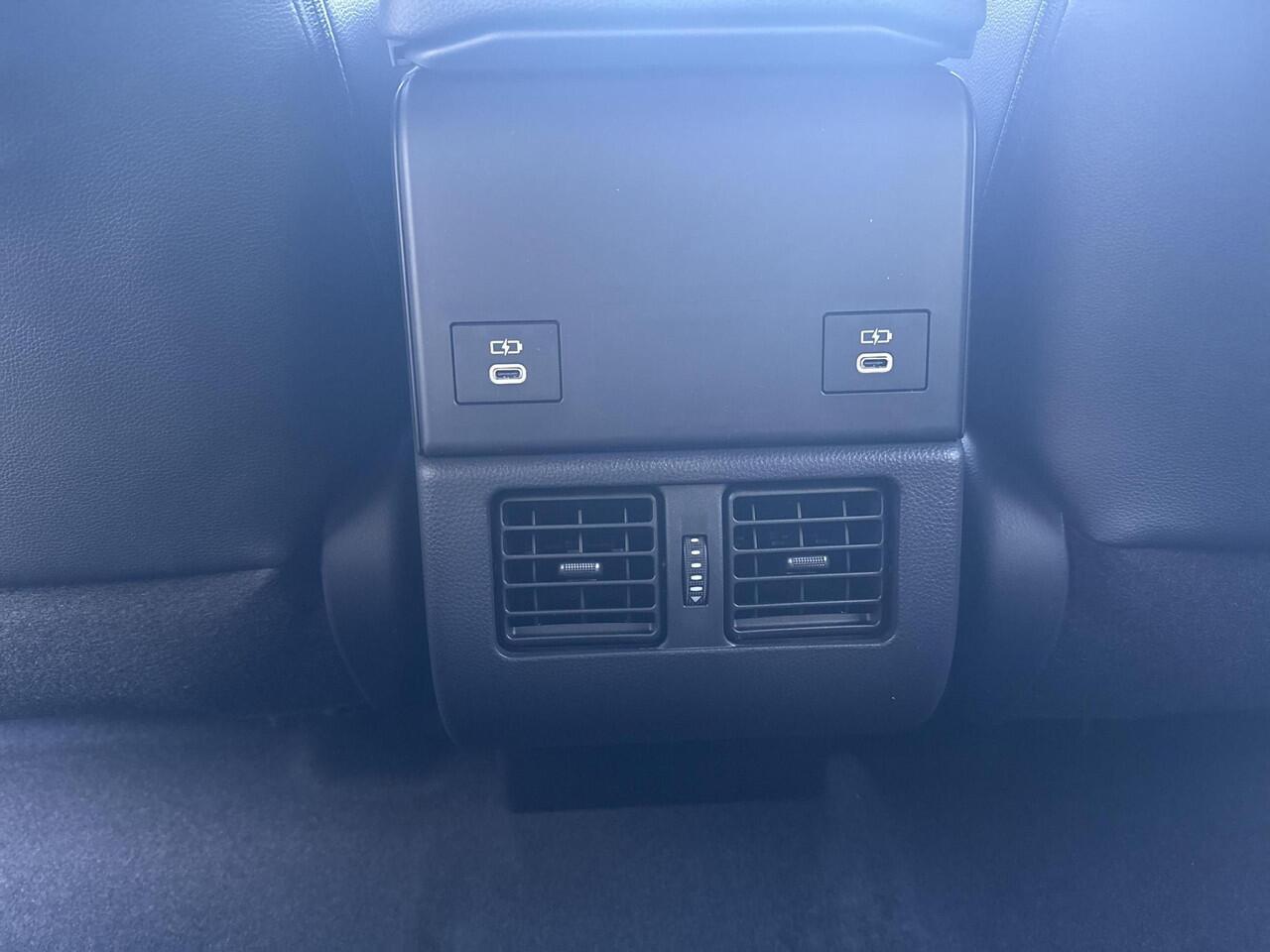 Toyota bZ4X Dynamic 71 kWh **NIEUWE AUTO/ PANORAMADAK/ DIRECT LEVERBAAR**