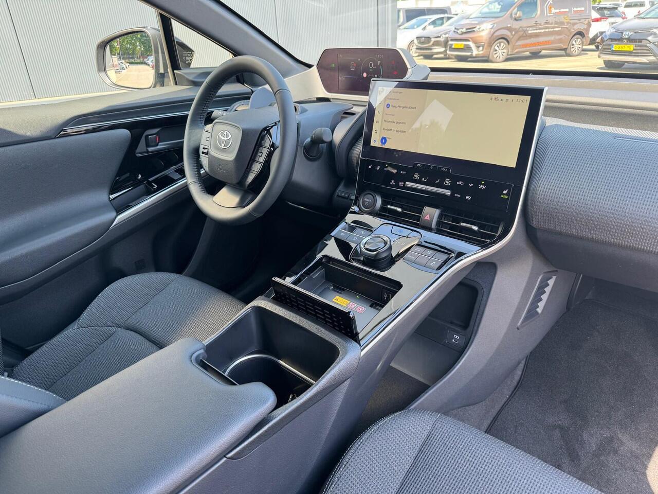 Toyota bZ4X Dynamic 71 kWh | Rijklaar