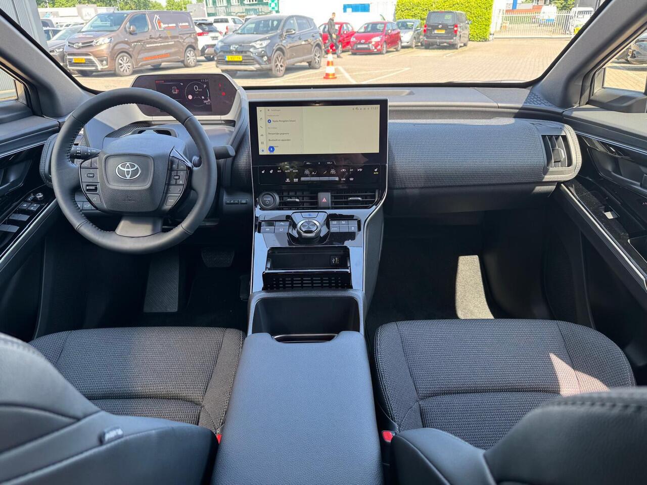 Toyota bZ4X Dynamic 71 kWh | Rijklaar