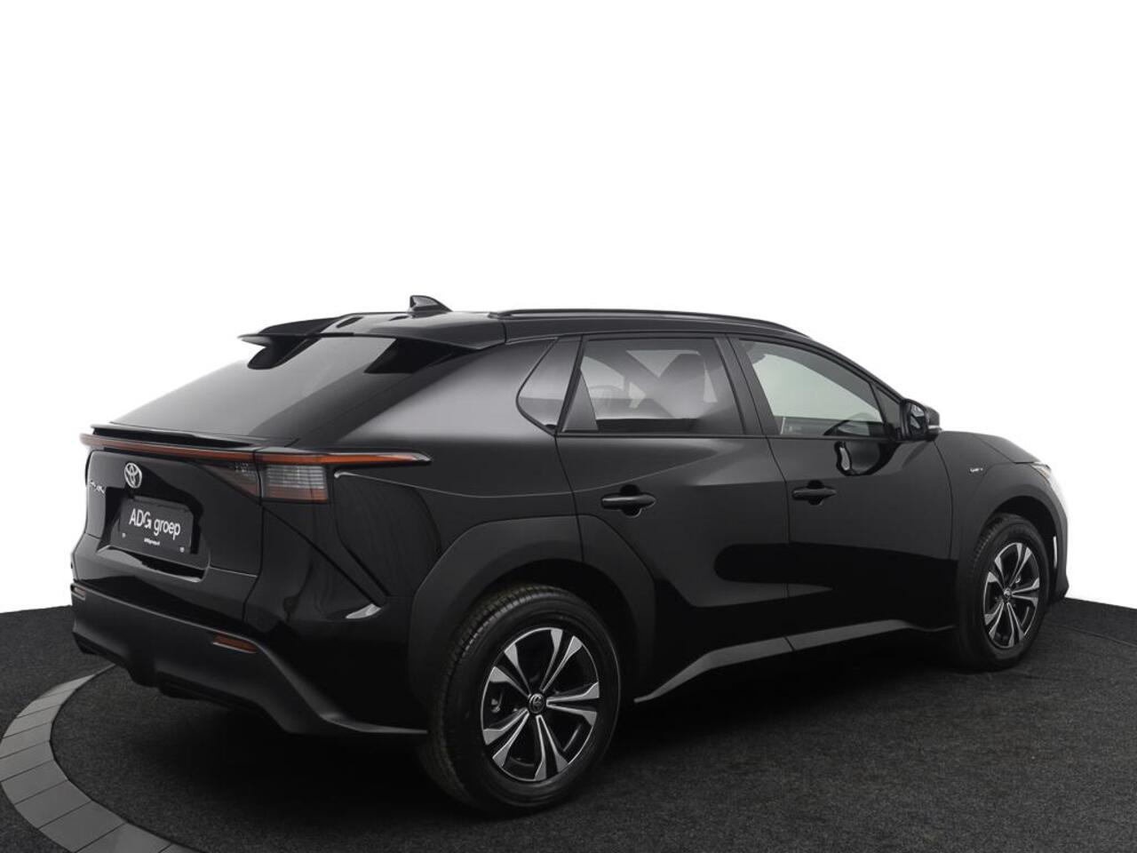 Toyota bZ4X Dynamic 71 kWh | 10 Jaar Garantie | Zeer Compleet |