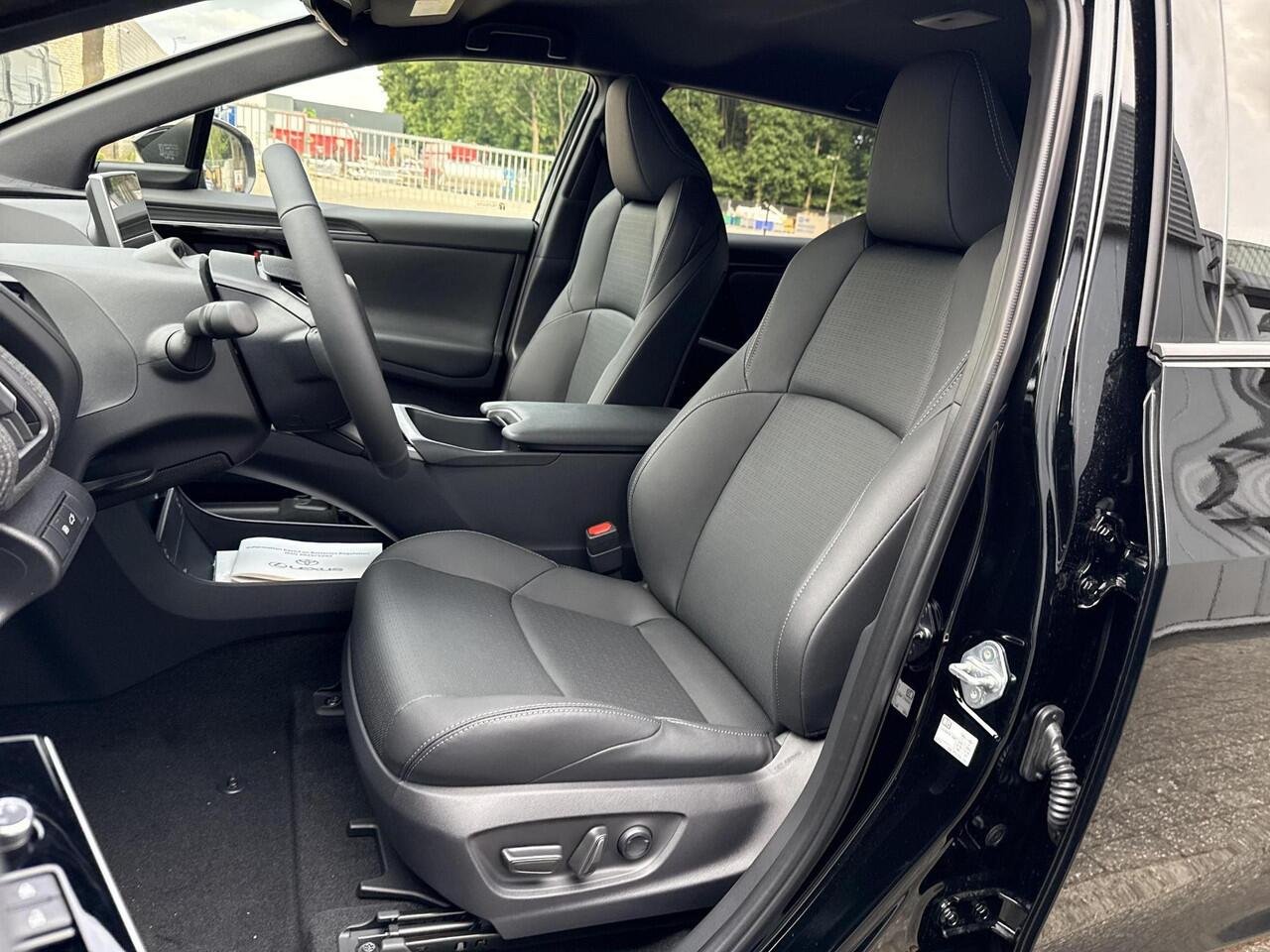 Toyota bZ4X Premium 71 kWh **NIEUWE AUTO/ DIRECT LEVERBAAR**