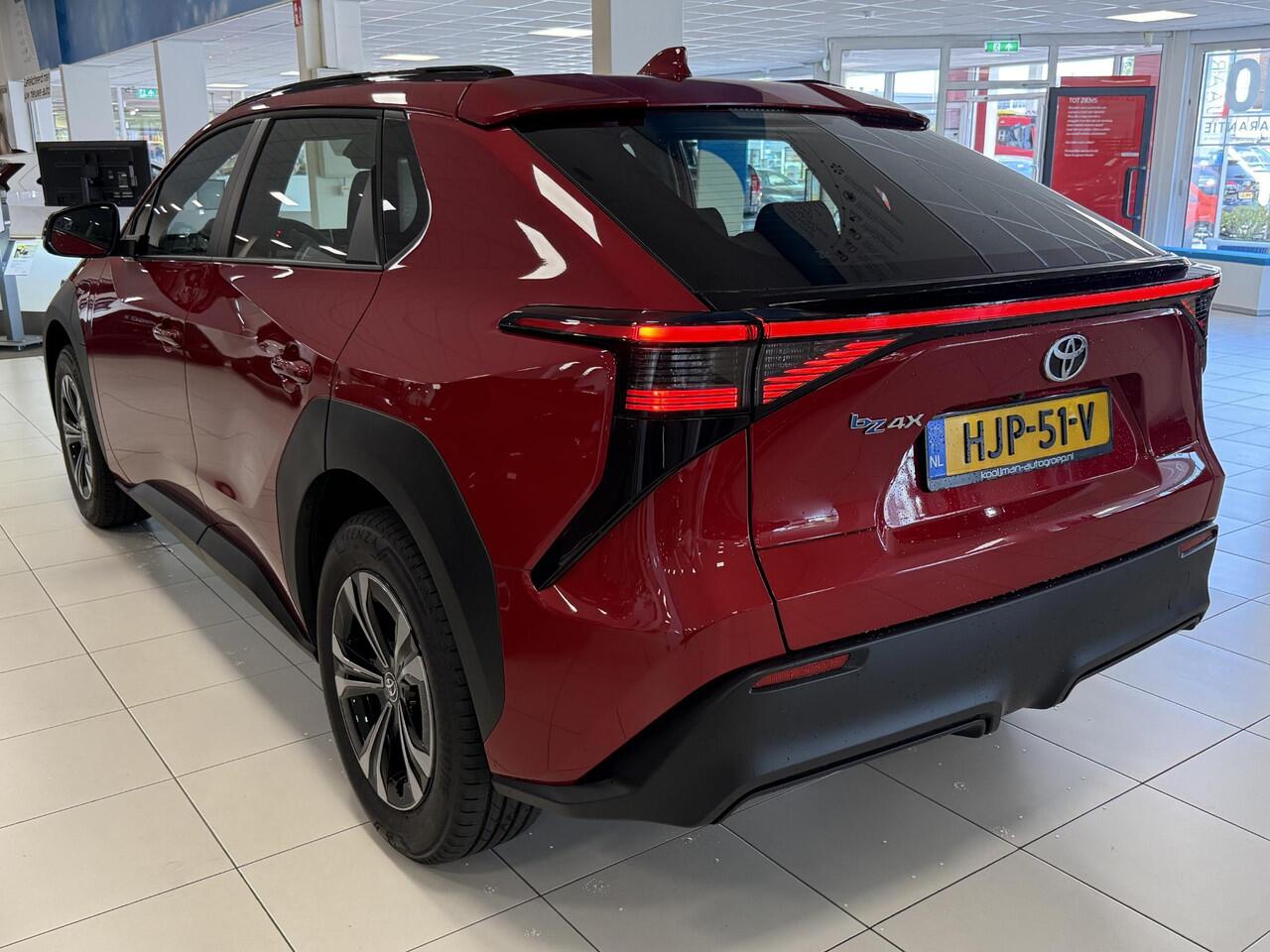 Toyota bZ4X Active 71 kWh Nieuw, direct uit voorraad leverbaar! 512KM Range, Actieprijs & snel rijden