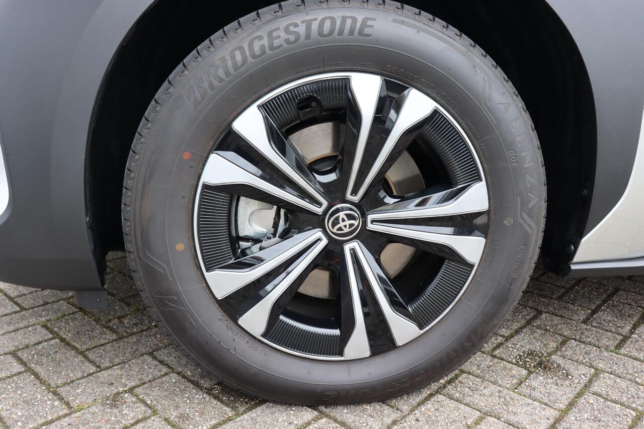Toyota bZ4X Dynamic 71 kWh ¤ 8.135 Demovoordeel!