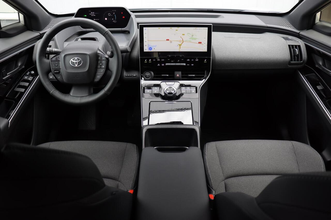 Toyota bZ4X Dynamic 71 kWh ¤ 8.135 Demovoordeel!