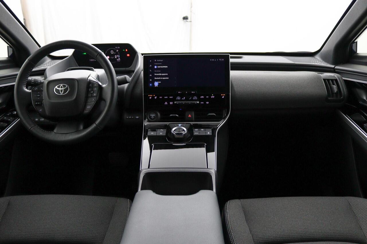 Toyota bZ4X Business Plus 71 kWh | Navigatie | 360 graden camera | Parkeersensoren en camera |