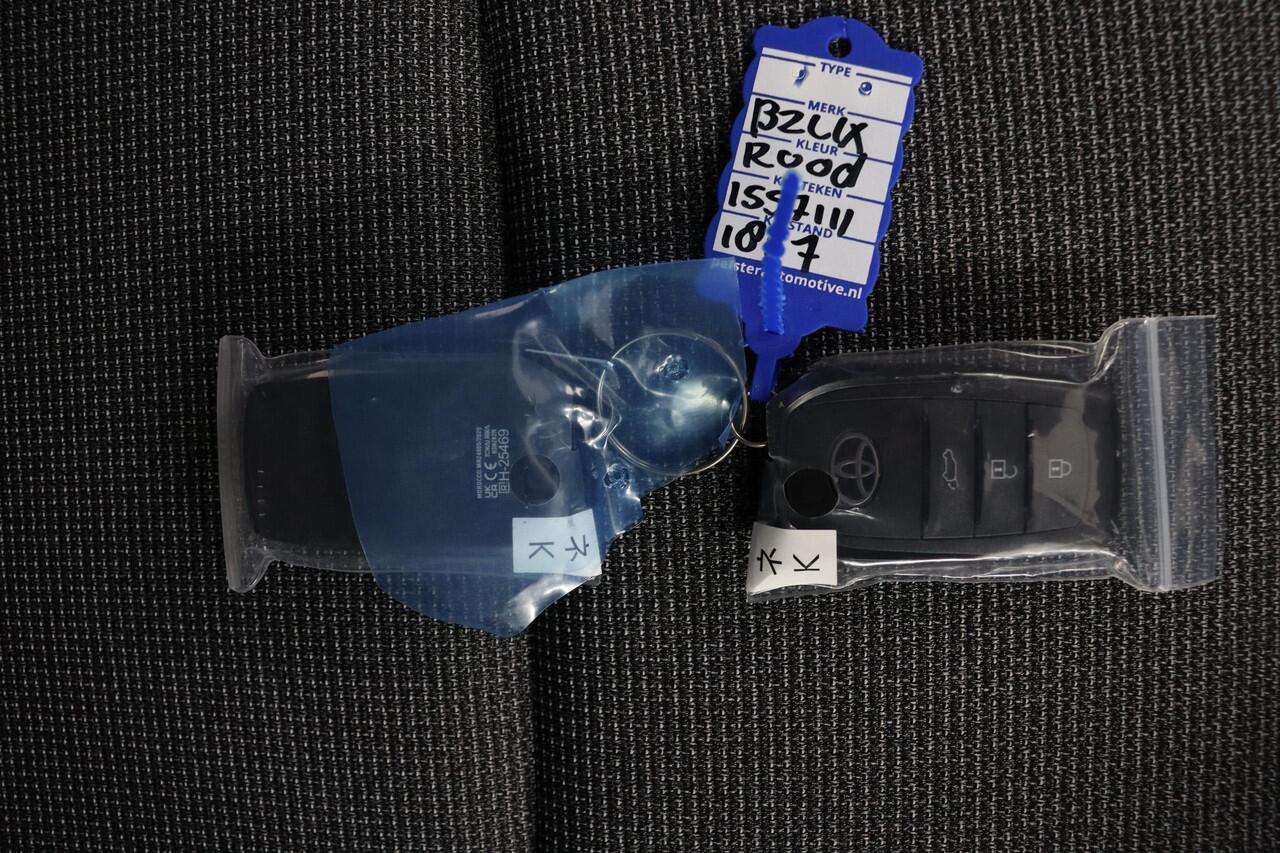 Toyota bZ4X Dynamic 73 kWh | Navigatiesysteem | 360 Camera | elek verstelbaar stoel |