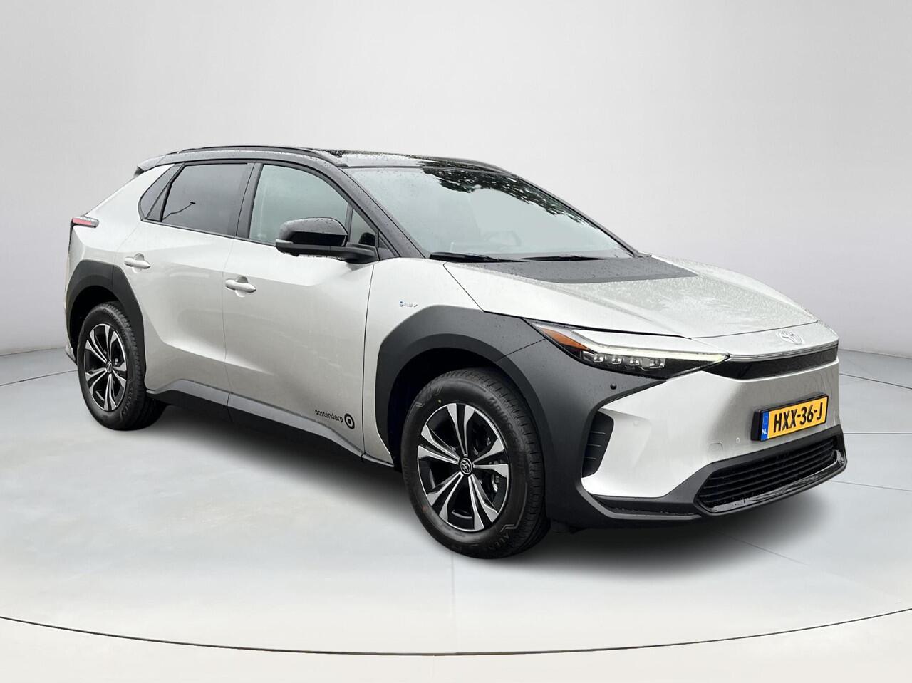 Toyota bZ4X Dynamic 71 kWh | Navigatie | Apple CarPlay/Android auto | Achteruitrijcamera | Stoelverwarming | Stuurverwarming | Panoramadak