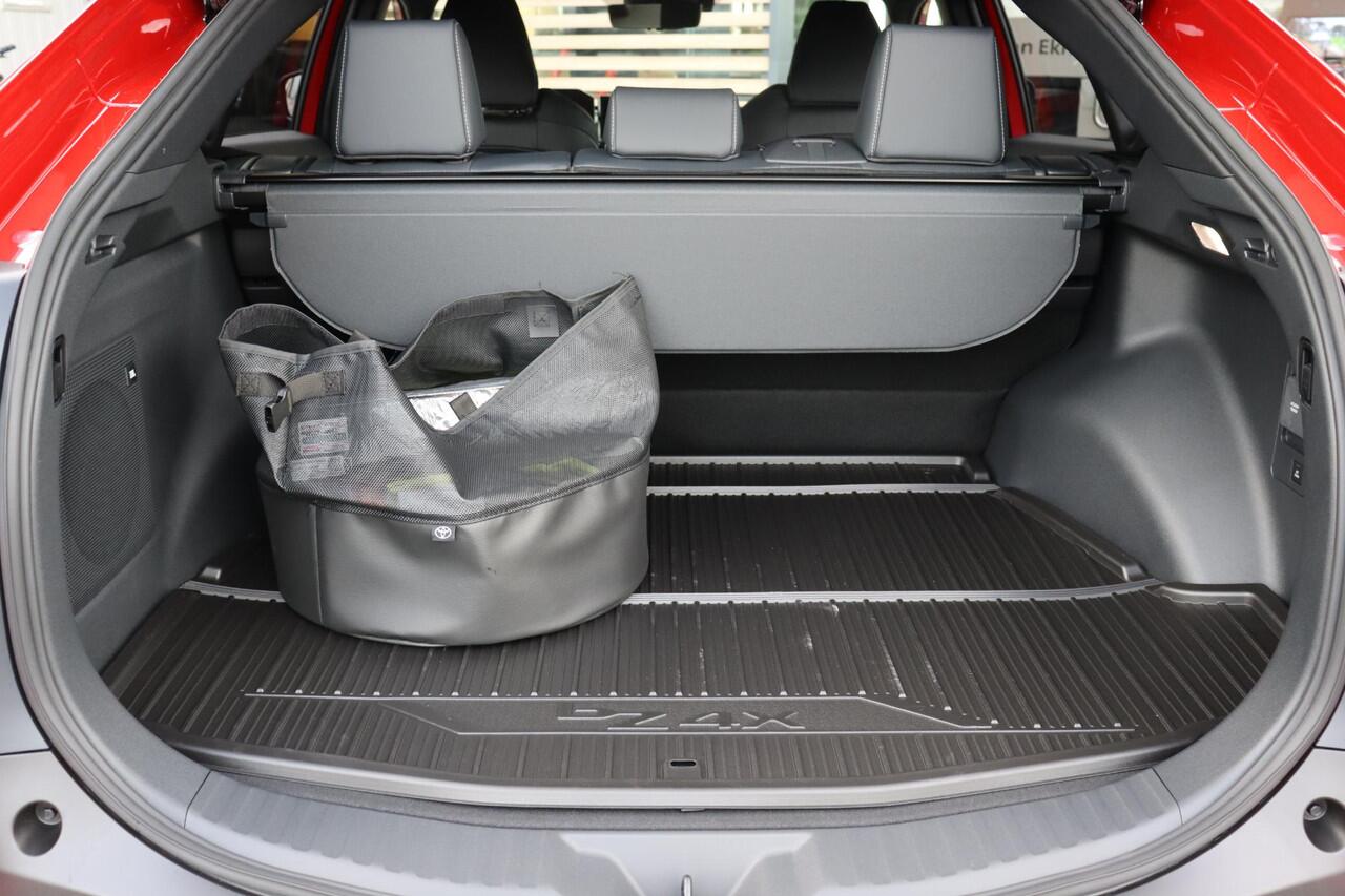 Toyota bZ4X Executive 73 kWh , 360 graden camera , Direct leverbaar met ¤2.000 demovoordeel