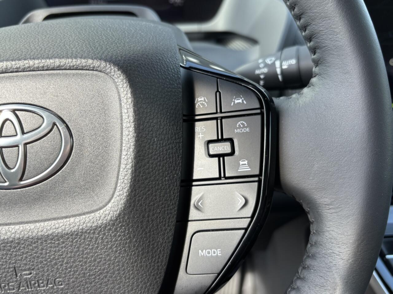 Toyota bZ4X Premium 71 kWh | Stoelverwarming en koeling |