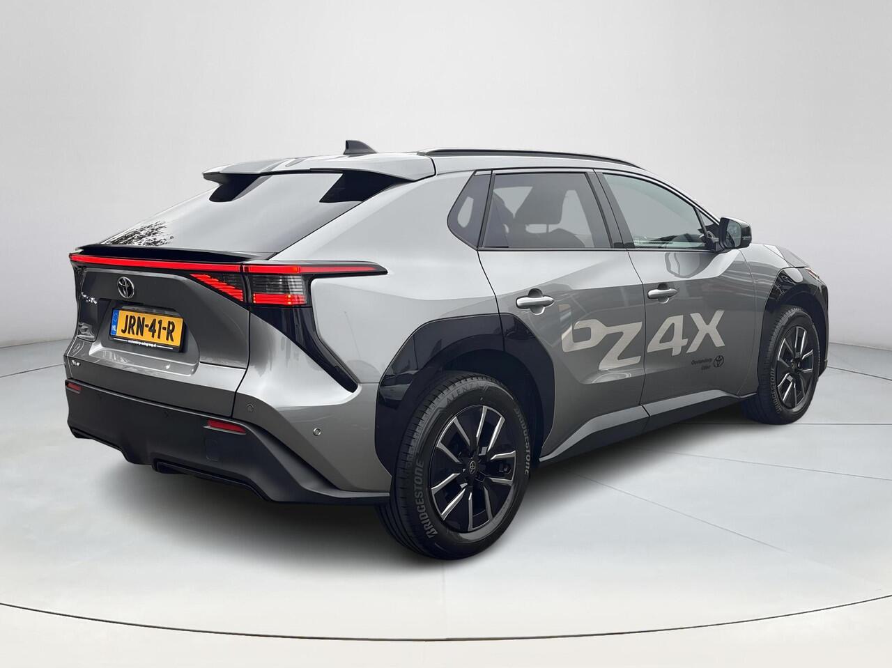 Toyota bZ4X Executive 73 kWh | Navigatie | Apple CarPlay/Android auto | Achteruitrijcamera | Elektrische achterklep