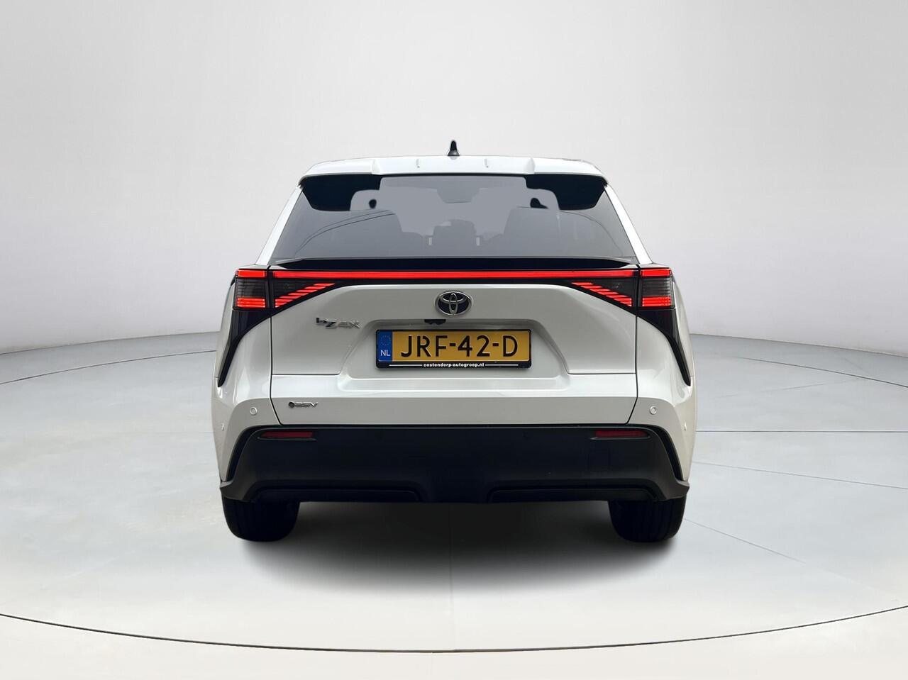 Toyota bZ4X Executive 73 kWh **LEDER/ JBL/ STOELVERWARMING- EN VENTILATIE/ 360 CAMERA/ DODEHOEK DETECTIE/ GARANTIE**