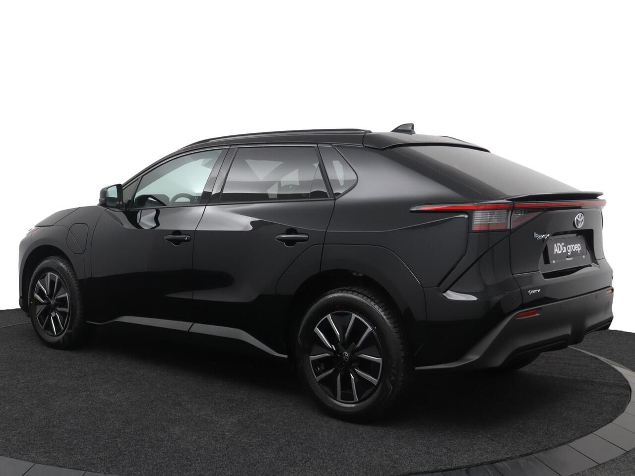 Toyota bZ4X Dynamic 73 kWh | Nieuw uit voorraad leverbaar! |