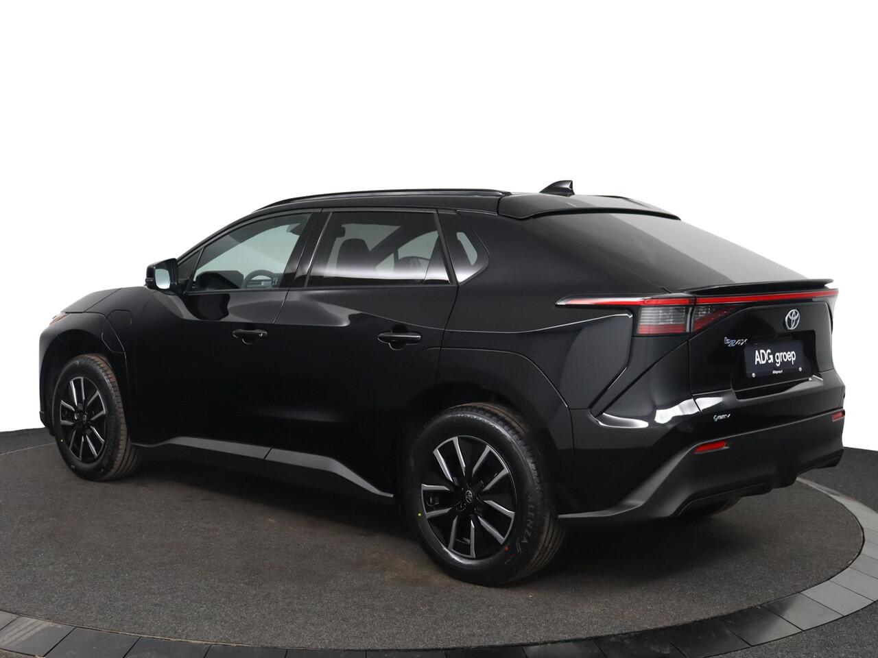 Toyota bZ4X Dynamic 73 kWh | Apple Carplay/Android Auto | Stoel/Stuurverwarming | 360Camera | Elektrische Achterklep |