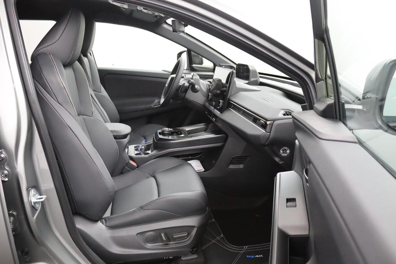 Toyota bZ4X Executive 73 kWh | Lederen Bekleding | Memory Seat | Stoel en stuurverwarming | JBL Audio | Parkeersensoren Rondom | 360 Camera |