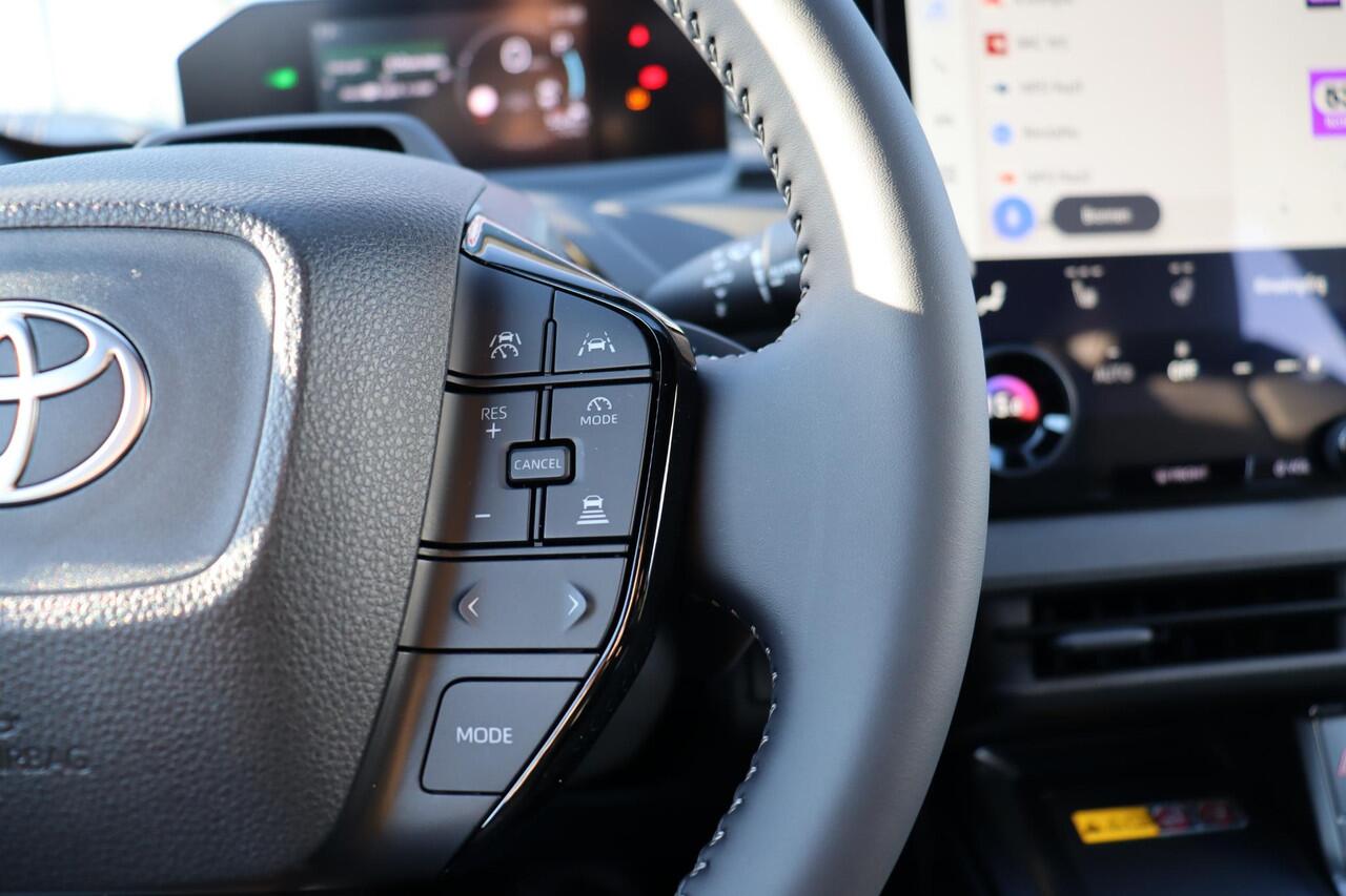 Toyota bZ4X Dynamic 73,1 kWh, 360 camera, Stoel verwarming, Stuur verwarming, BSM, Elek bediende achterklep.