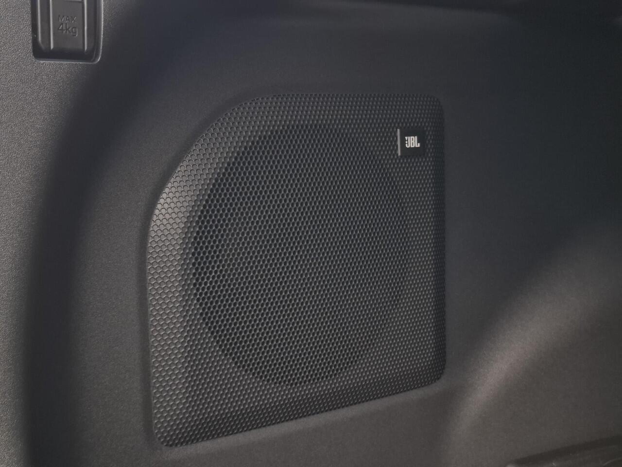 Toyota bZ4X Executive 73 kWh | Vol-leder | JBL-premium audio | Stoelventilatie | 22kW On-board charger | Infra-rood beenverwarming |