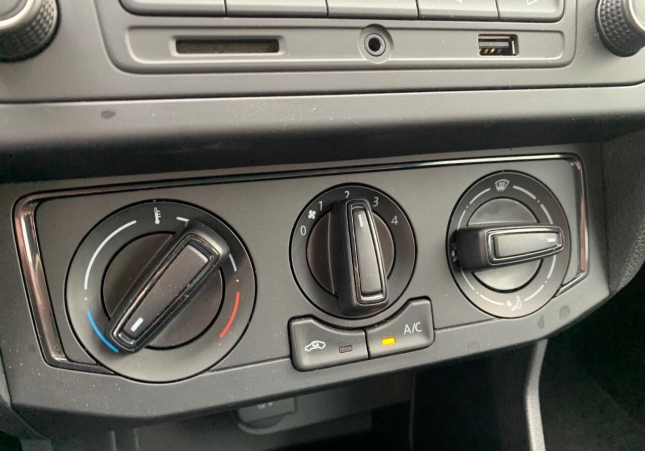 Volkswagen AMAROK Saveiro 1.6 Airco LM Radio/cd/aux/usb 2.689km BTW