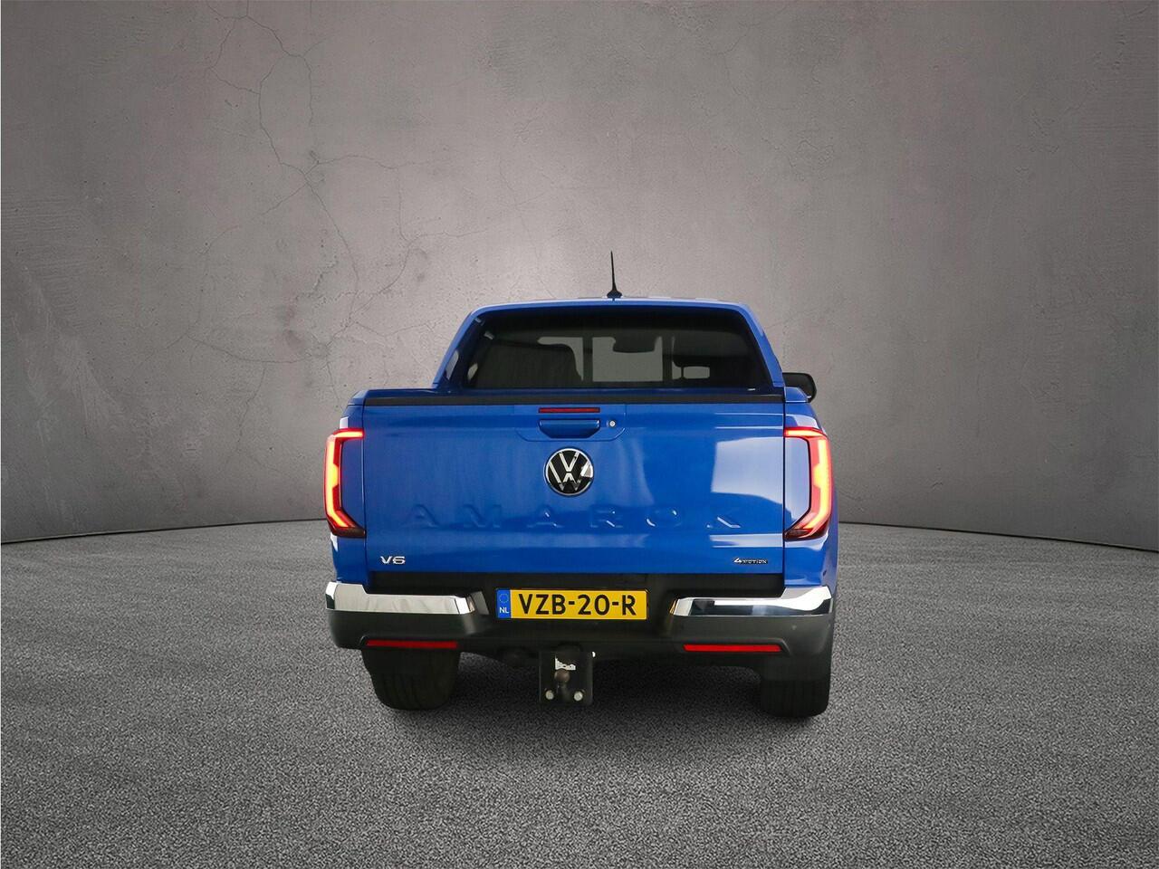 Volkswagen AMAROK 3.0 TDI 241pk V6 4Motion Aventura | Trekhaak (3500kg) | Rolcover | HarmanKardon | Leder | 360gr Camera