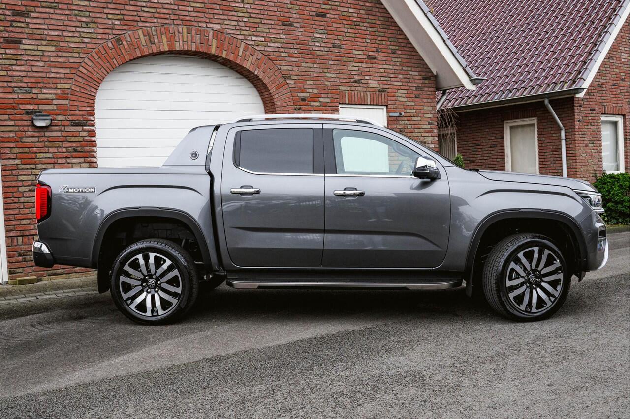 Volkswagen AMAROK 3.0 TDI V6 240PK 4-Motion Aventura ROLLO Elektr. IQ LED | Side Steps | Elek Rolkoffer | 2-zits. |