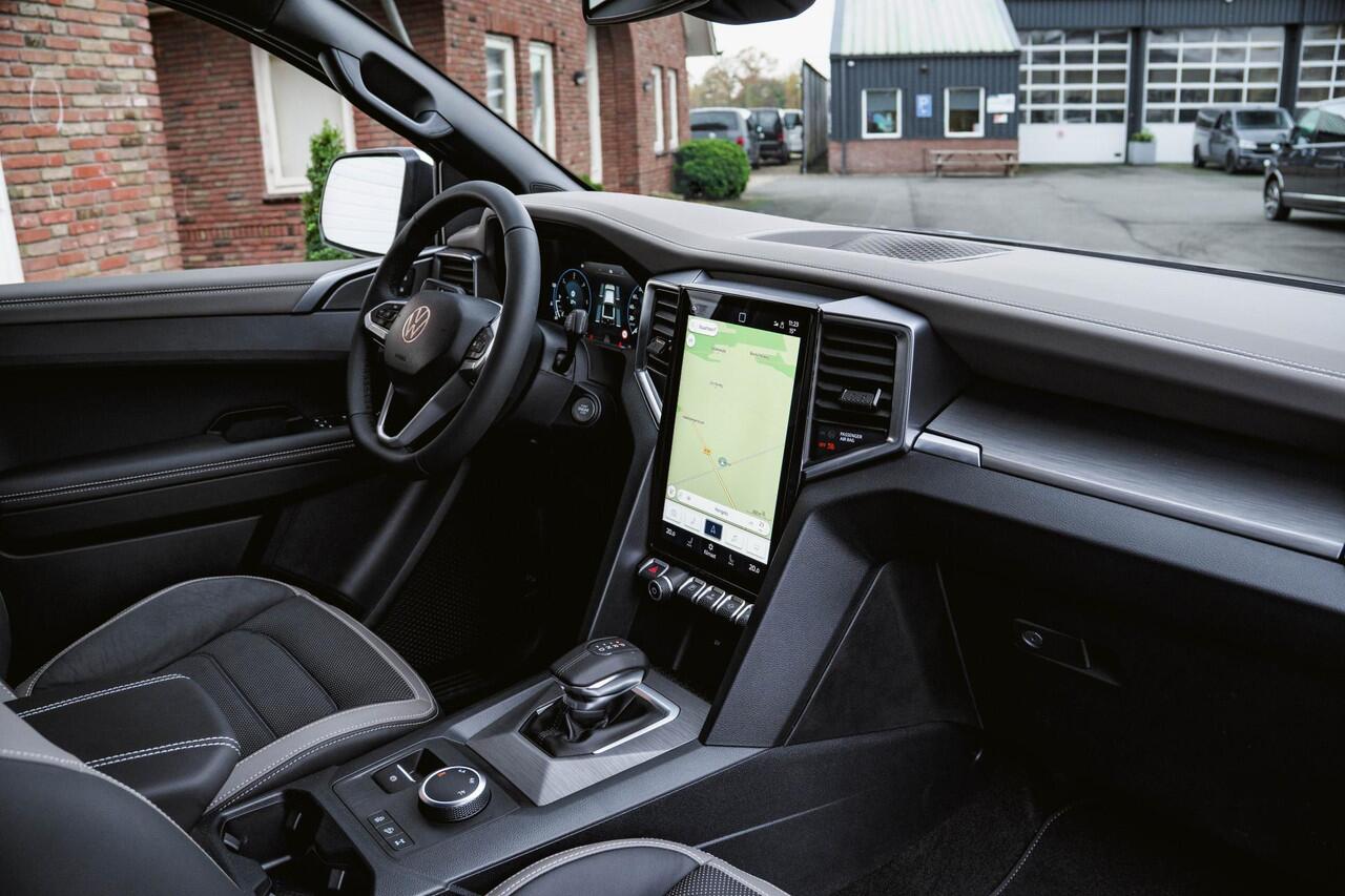 Volkswagen AMAROK 3.0 TDI V6 240PK 4-Motion Aventura ROLLO Elektr. IQ LED | Side Steps | Elek Rolkoffer | 2-zits. |