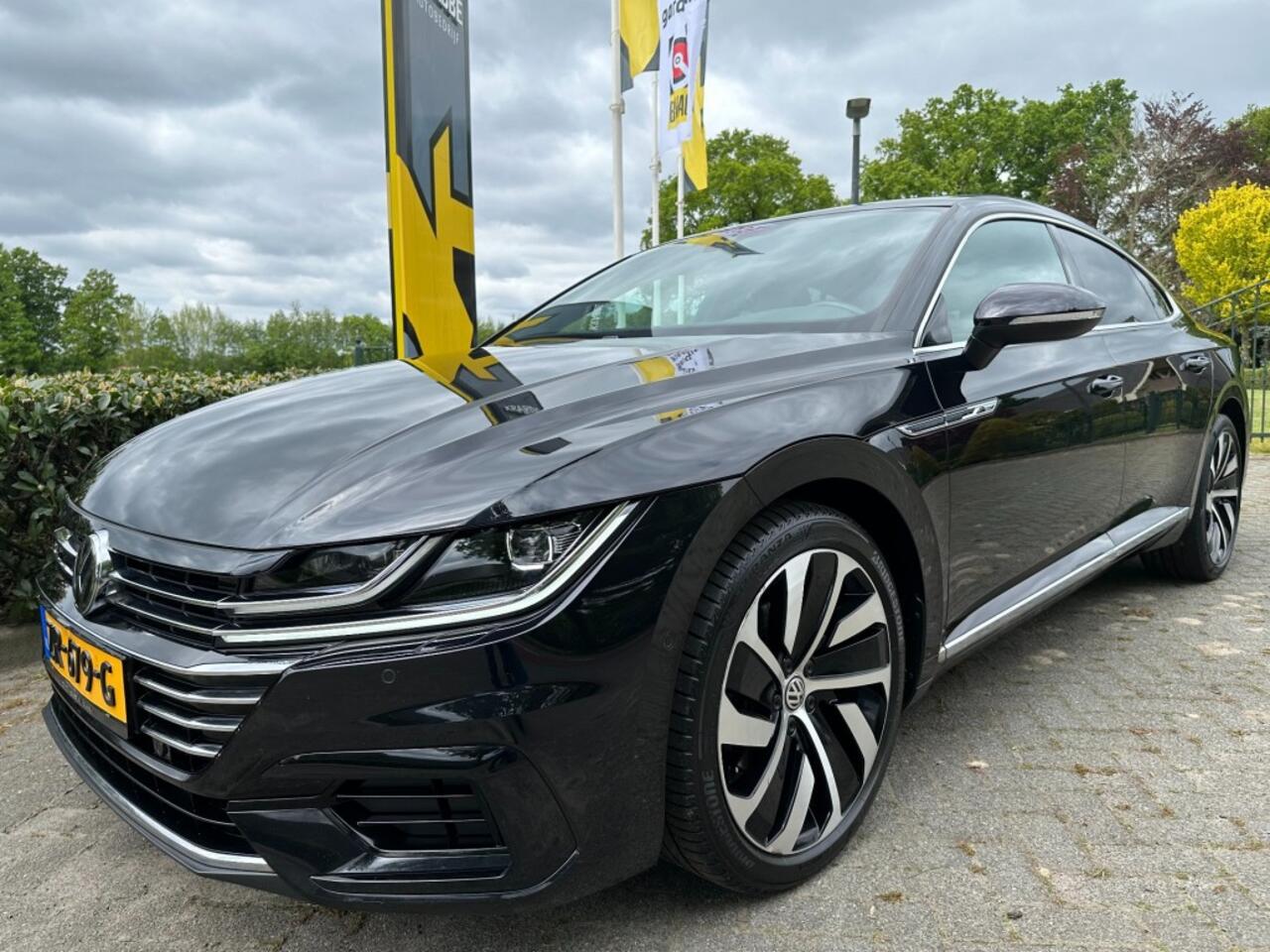 Volkswagen Arteon 1.5 TSI DSG7 Business R Pano / Keyless / Virtual