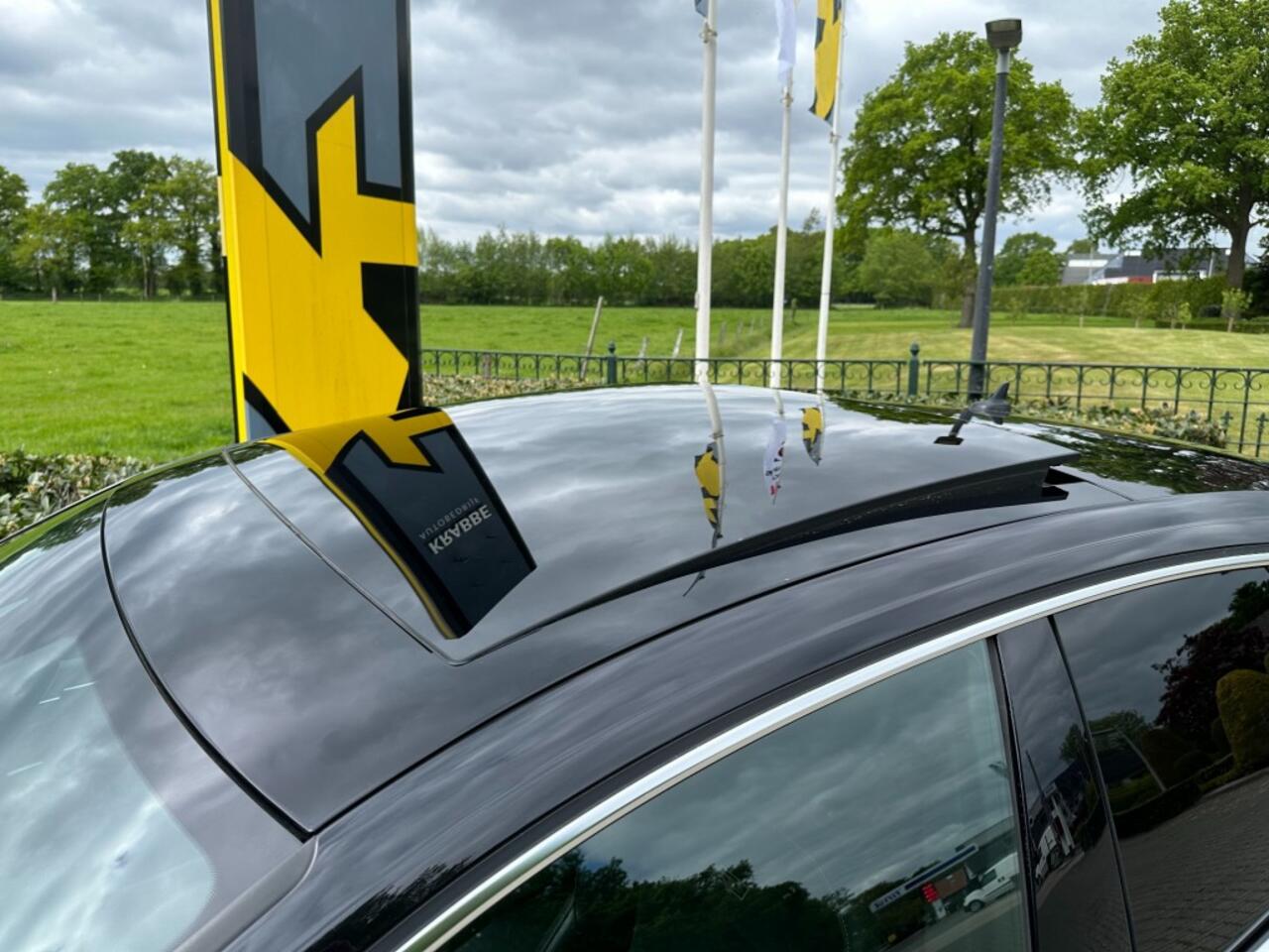 Volkswagen Arteon 1.5 TSI DSG7 Business R Pano / Keyless / Virtual