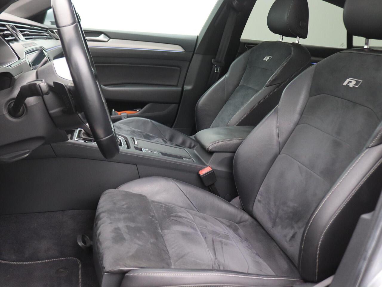 Volkswagen Arteon 1.5 TSI Business R 150PK DSG Pano-Schuifdak, Trekhaak, Achterruitrijcamera, Stoelverwarming, Adaptieve Cruise Control, Keyless, Virtual Cockpit, Elektr. Achterklep, Navigatie, 19" LM Velgen