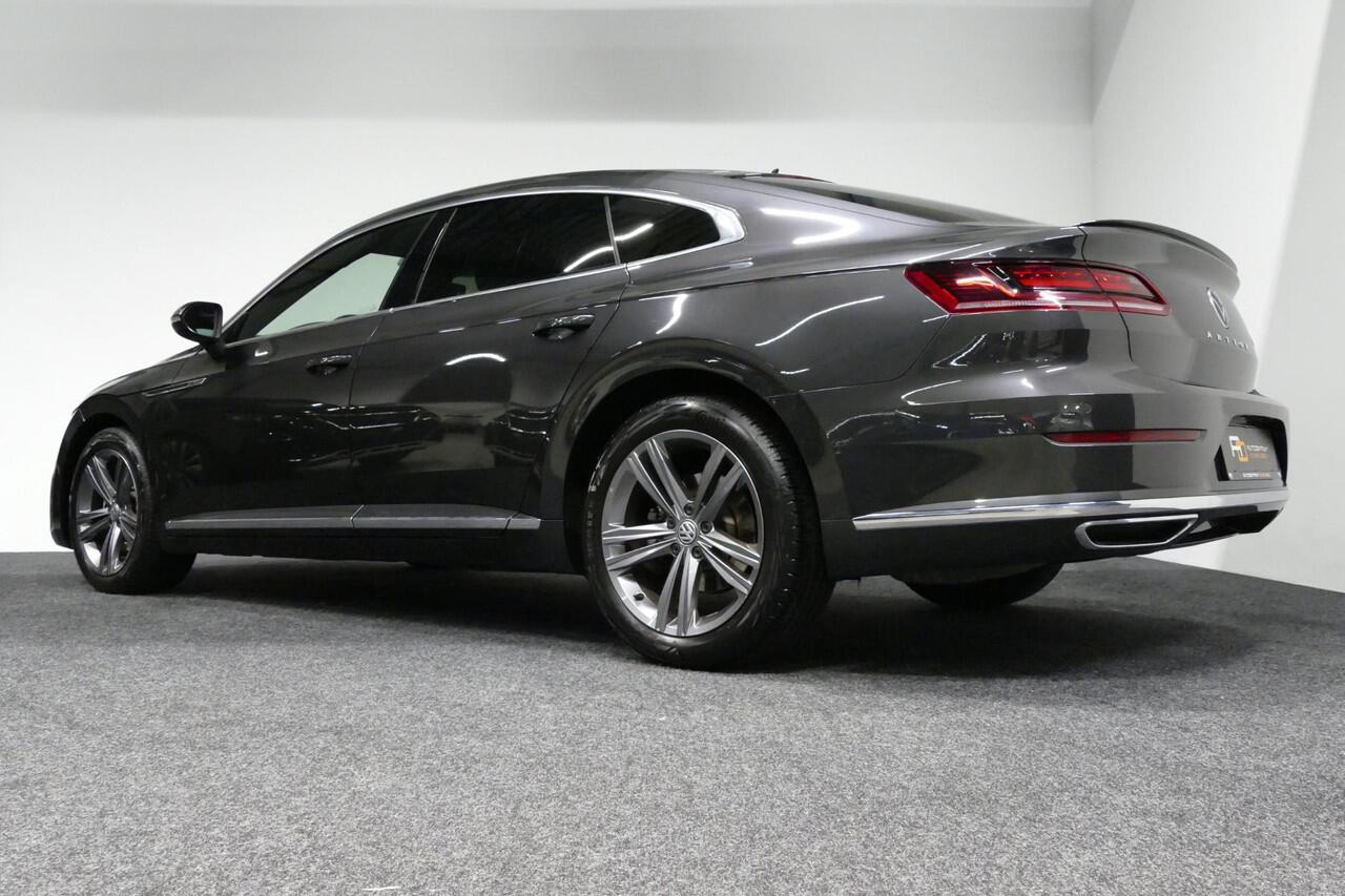 Volkswagen Arteon 2.0 TSI Business R / Stoelverwarming / Apple Carplay - Android Auto / Ergo Active best. stoel / Navigatie / Climatronic / Full LED / Elektr. wegklapbare trekhaak / Keyless / Grootlicht assistent