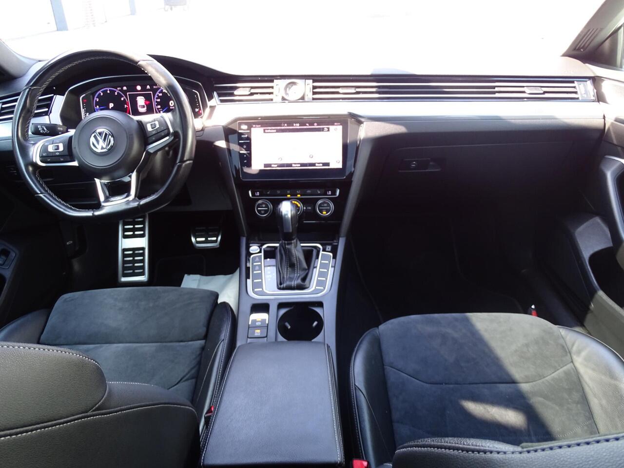 Volkswagen Arteon 2.0 TSI Business R Exclusive AUTOMAAT| R-LINE|PANORAMADAK|NAVIAGTIE|ACHTERUIT RIJ CAMERA|WIT PARELMOER|WEG KLAPBAAR TREKHAAK|LED PAKKET|STOELVERWARMING|