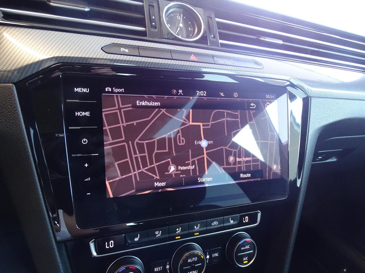 Volkswagen Arteon 2.0 TSI Business R Exclusive AUTOMAAT| R-LINE|PANORAMADAK|NAVIAGTIE|ACHTERUIT RIJ CAMERA|WIT PARELMOER|WEG KLAPBAAR TREKHAAK|LED PAKKET|STOELVERWARMING|