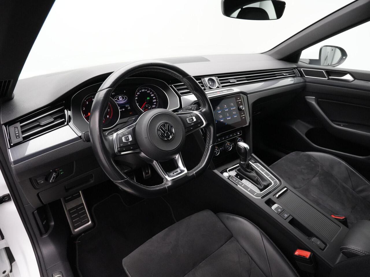 Volkswagen Arteon 2.0 TSI 272 pk DSG 4Motion Business R / R-Line | Panoramadak | Trekhaak | Adaptief onderstel | Leder/alcantara