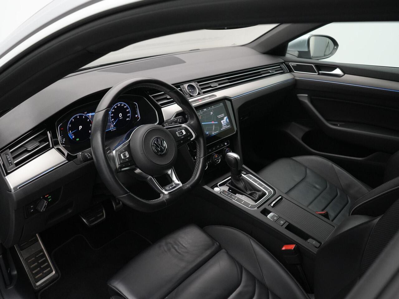 Volkswagen Arteon 2.0 TSI 190 pk DSG Business R Exclusive / R-Line | Panoramadak | Leder | Geheugen-/massagestoel | Discover Pro | Adaptief onderstel | Dynaudio