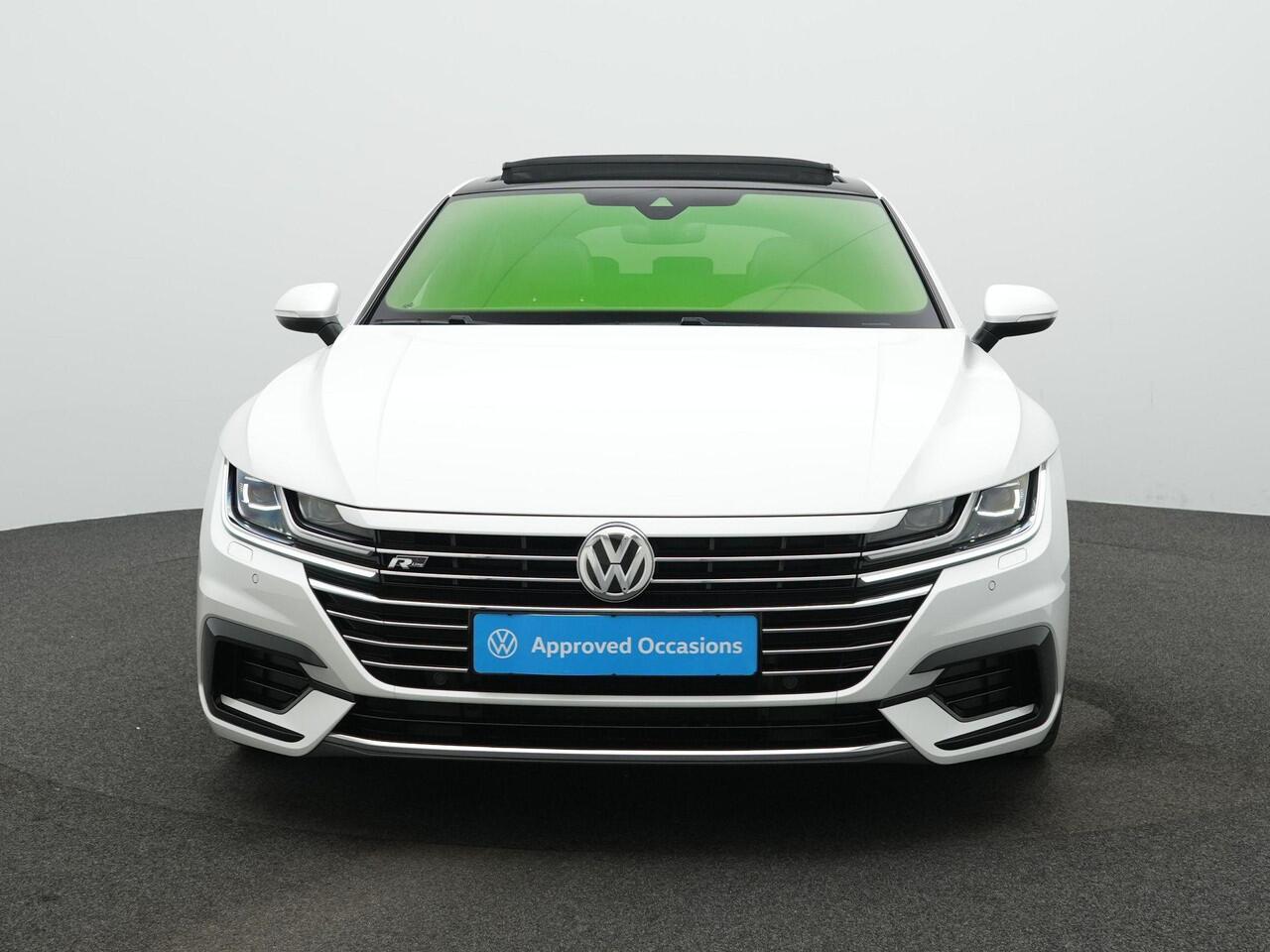 Volkswagen Arteon 1.5 TSI 150 pk DSG Business R / R-Line | Panoramadak | Leder/alcantara | Stoelverwarming | Adaptive Cruise