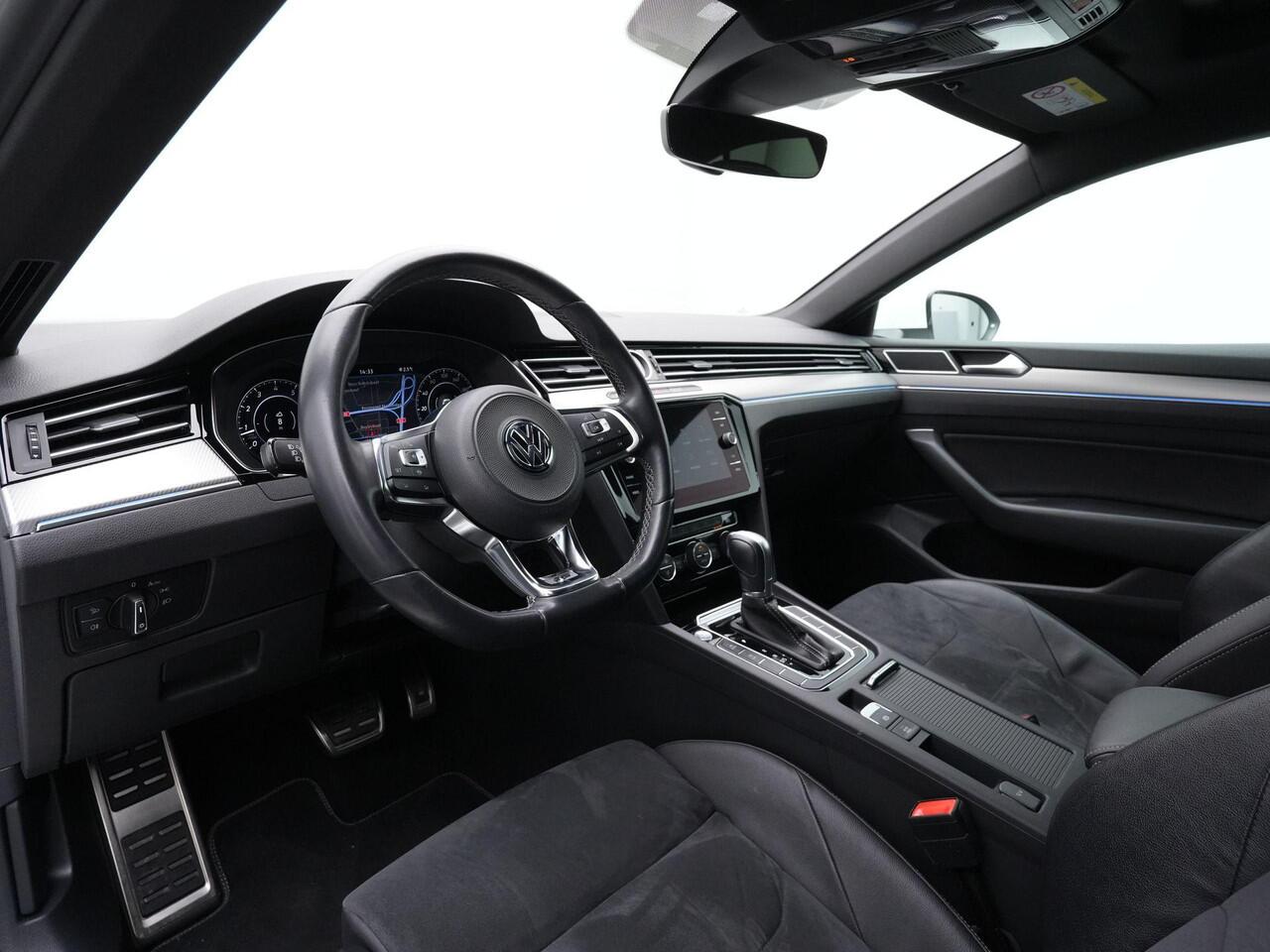 Volkswagen Arteon 1.5 TSI 150 pk DSG Business R / R-Line | Panoramadak | Leder/alcantara | Stoelverwarming | Adaptive Cruise