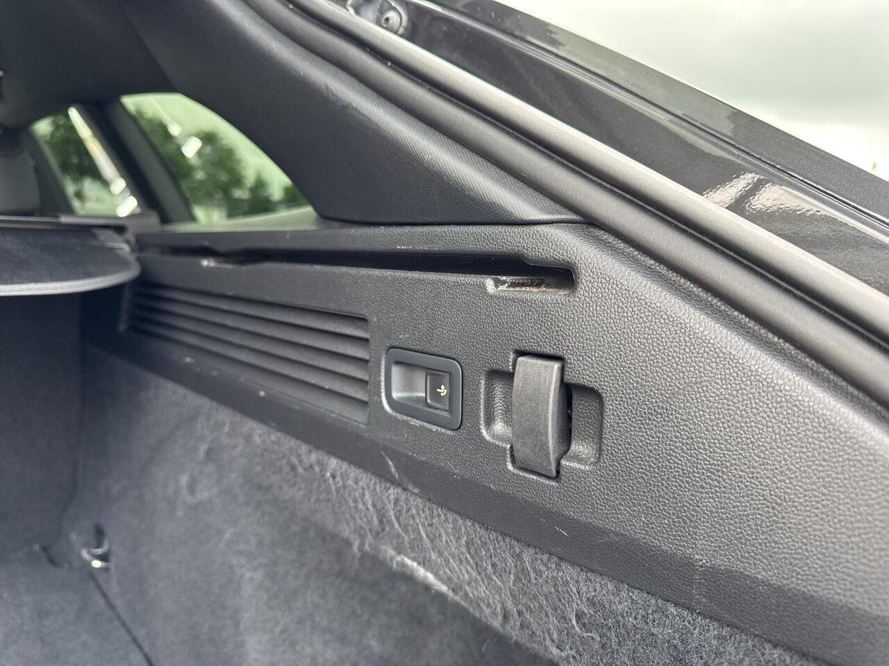 Volkswagen Arteon Shooting Brake 1.4 TSI eHybrid R-Line Business+ | Trekhaak | ACC | HUD | A. cam |