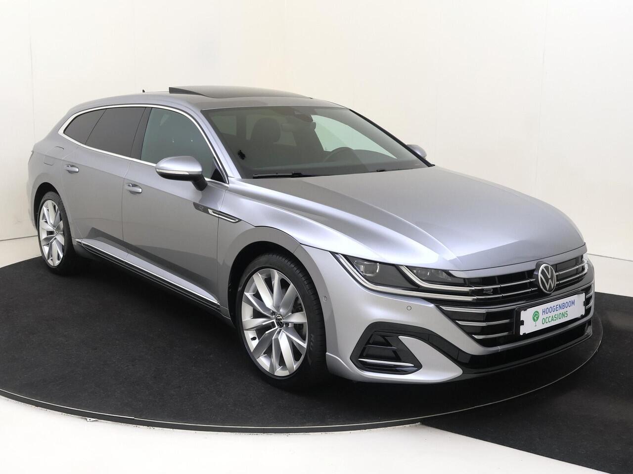 Volkswagen Arteon Shooting Brake 1.4 TSI eHybrid R-Line Business+ | Panoramadak | Trekhaak | Adaptieve demping | Dodehoek detectie | Parkeerassistent | Keyless | Stoelverwarming voor en achter |