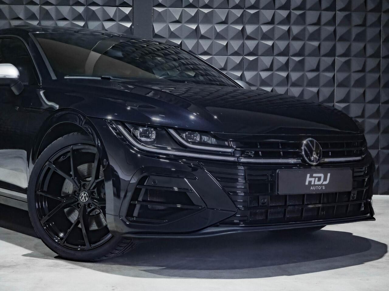 Volkswagen Arteon Shooting Brake R 2.0 TSI 320pk 4M | 20" | Pano | H/K | Topv. | Trekh. | HUD | Memo | Side | DCC |