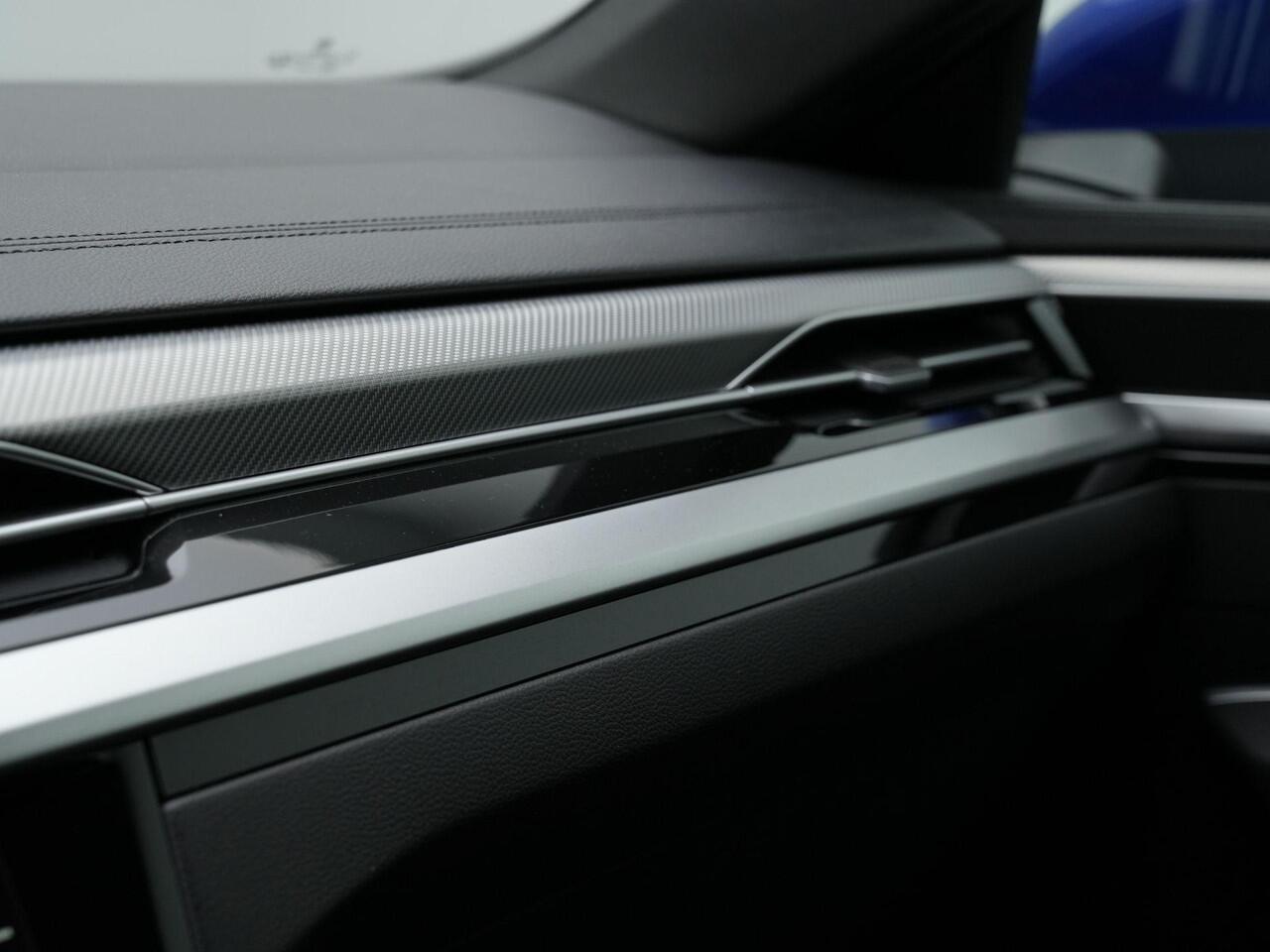 Volkswagen Arteon 2.0 TSI 190 pk DSG R-Line Business+ | Panoramadak | Trekhaak | Leder/alcantara | Stuur-/achterbankverwarming