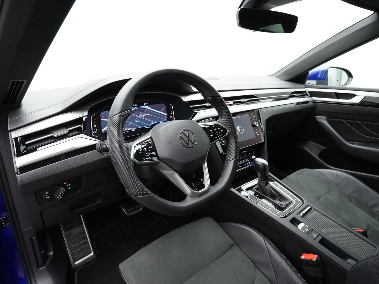 Volkswagen Arteon 2.0 TSI 190 pk DSG R-Line Business+ | Panoramadak | Trekhaak | Leder/alcantara | Stuur-/achterbankverwarming