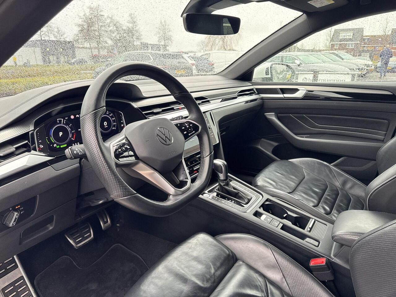 Volkswagen Arteon Shooting Brake 1.4 TSI eHybrid R-Line | Trekhaak | Leder | A-Camera | SOH 96% |