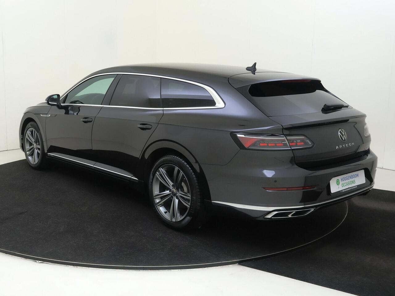 Volkswagen Arteon Shooting Brake 1.4 TSI eHybrid R-Line Business+ | SoH 90% | Trekhaak | Head-up display | Adaptieve demping | Kuipstoelen voor | Lederen bekleding | Stoel- en stuurwielverwarming | Navigatie | Dodehoek detectie |