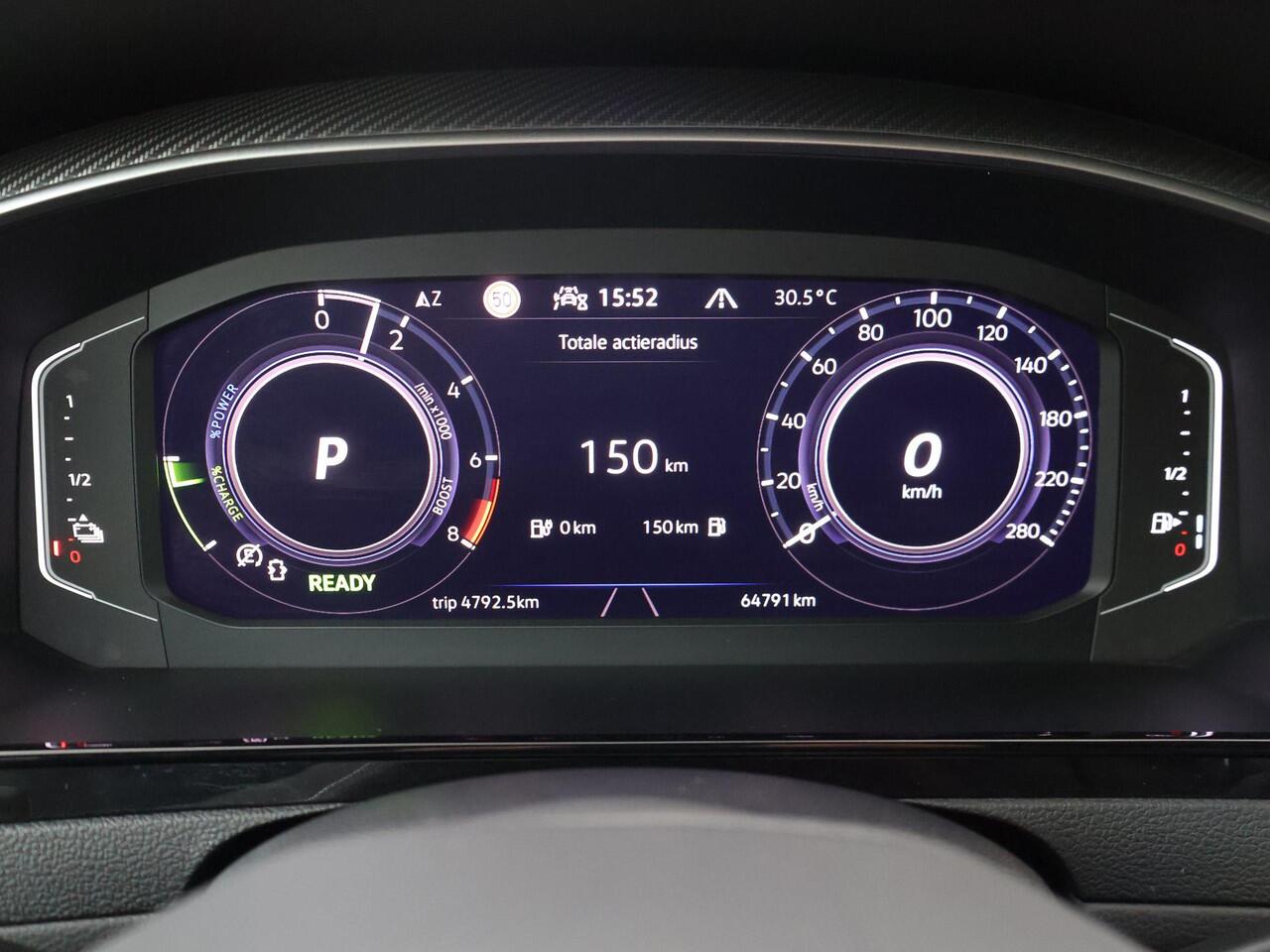 Volkswagen Arteon Shooting Brake 1.4 TSI eHybrid R-Line Business+ | 218 PK | SoH 89% | Trekhaak wegklapbaar | Panoramadak | IQ light LED koplampen | R-Line |