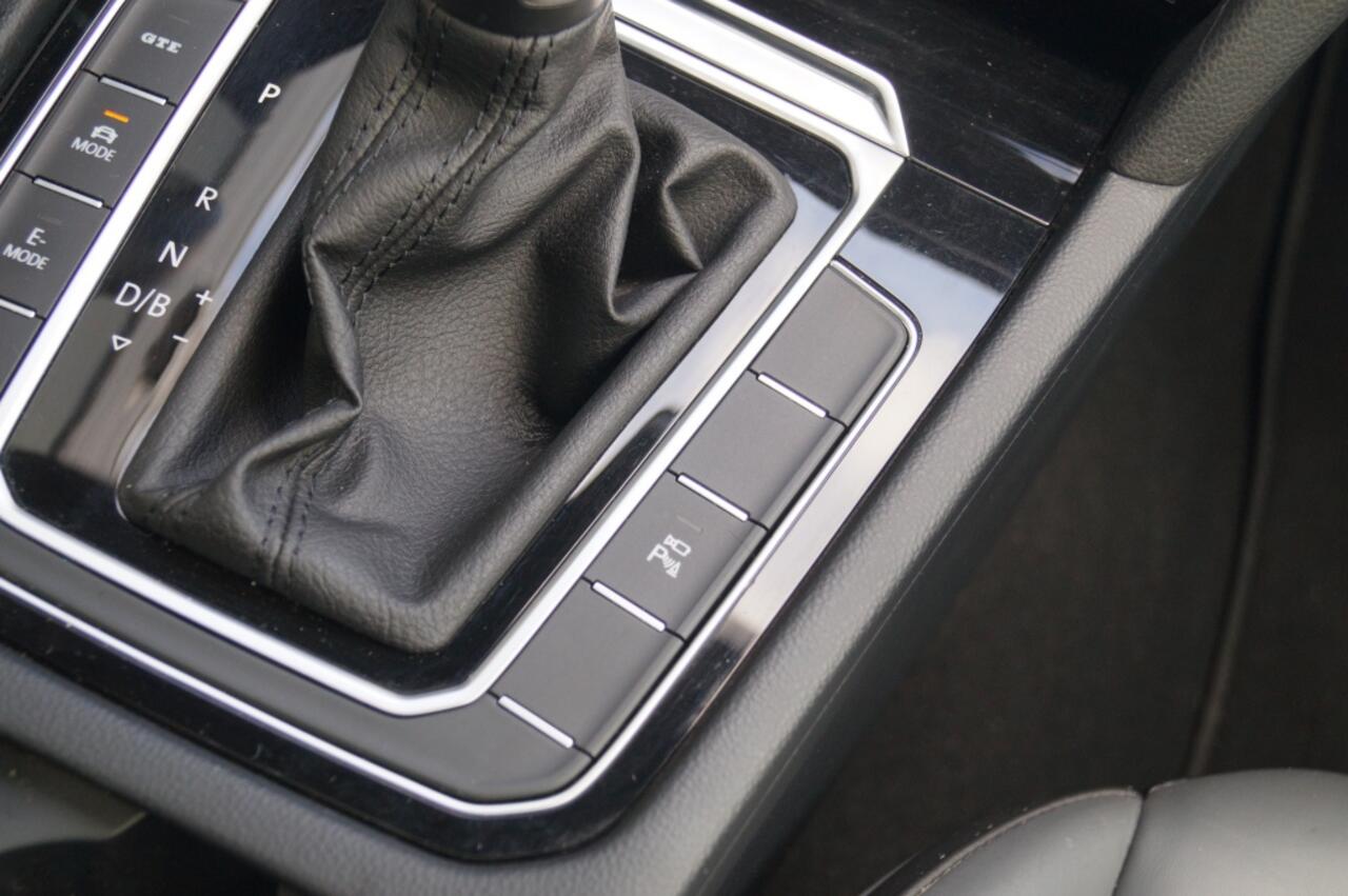 Volkswagen Arteon 1.4 TSI eHybrid Elegance Business Plus -PANO-LEER-