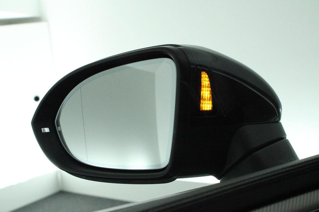 Volkswagen Arteon Shooting Brake 1.4 TSI 218pk eHybrid 2x R-Line Trekhaak Camera Keyless DCC ACC Panoramadak