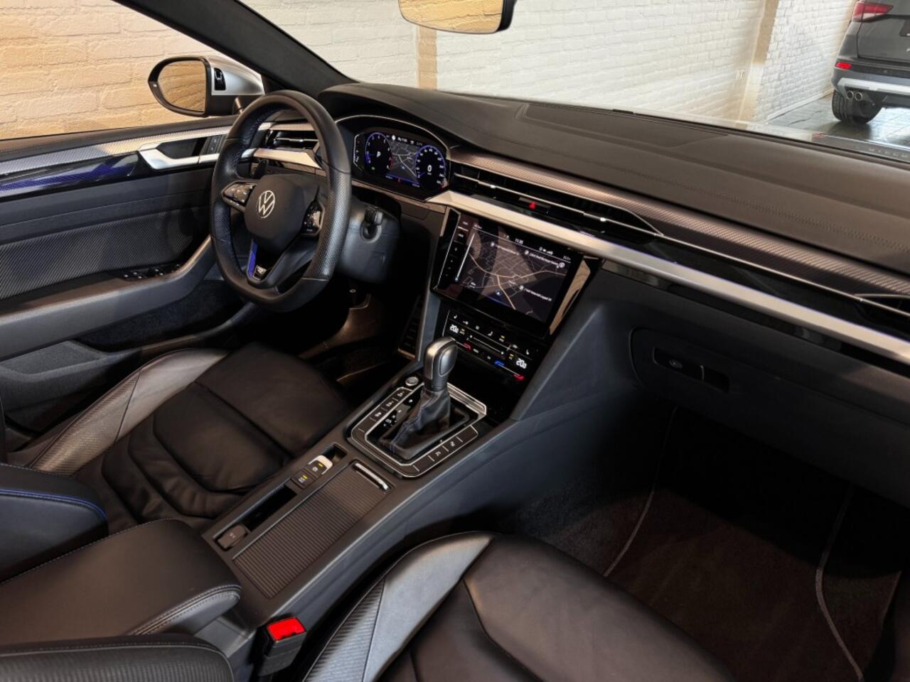 Volkswagen Arteon R 2.0 TSI 4MOTION 320pk DSG7 Pano 360 camera Leder Harman 20''