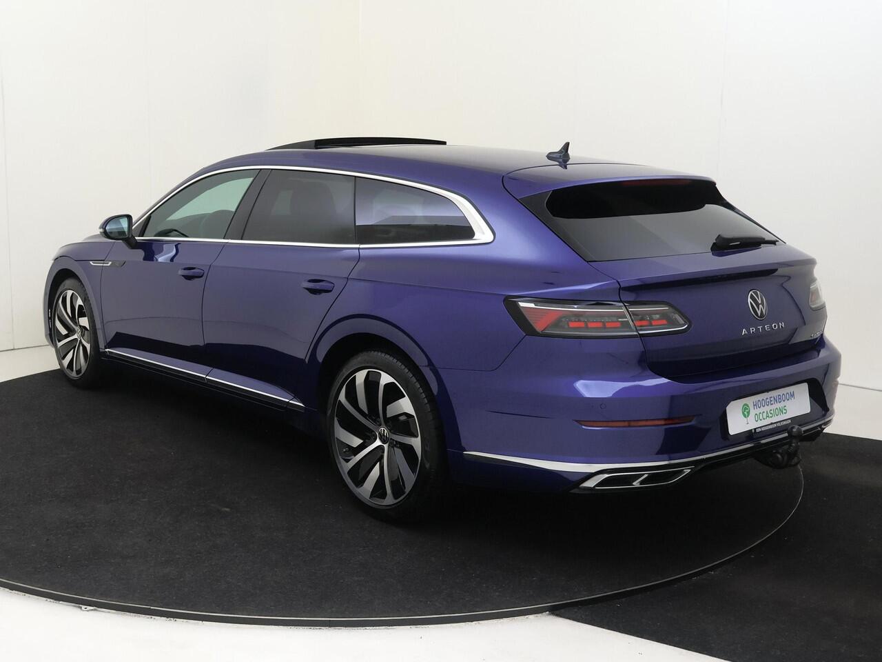 Volkswagen Arteon Shooting Brake 1.4 TSI eHybrid R-Line Business | SoH 92% | Panoramadak | Trekhaak | Standkachel | Adaptieve demping systeem | 360 camera | 3-zone airco | Dodehoek detectie | Keyless | Adaptieve cruise control |